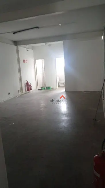 Sala Comercial para alugar, 127m2 em Jardim da Glória, Taboao Da Serra - SP - imagem 9 Foto 9 de Sala Comercial para alugar, 127m2 em Jardim da Glória, Taboao Da Serra - SP