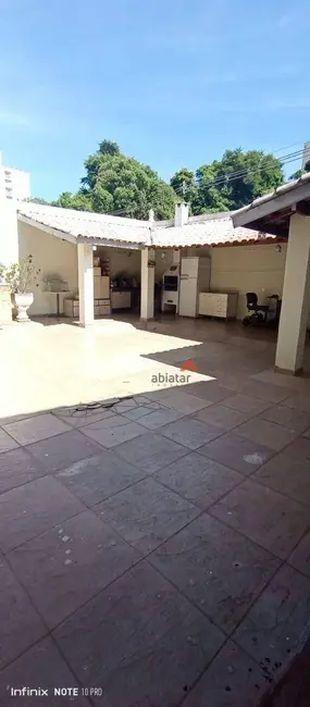 Foto 6 de Sobrado com 3 quartos à venda, 328m2 em Parque Assunção, Taboao Da Serra - SP