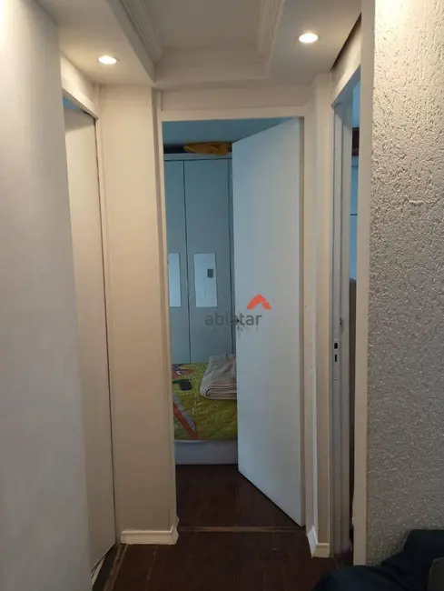 Foto 5 de Apartamento com 2 quartos à venda, 53m2 em Jardim Mirna, Taboao Da Serra - SP