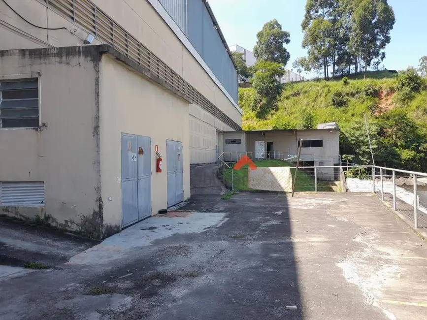 Armazém / Galpão à venda e para alugar, 12000m2 em Jardim Itaquiti, Barueri - SP - imagem 3 Foto 3 de Armazém / Galpão à venda e para alugar, 12000m2 em Jardim Itaquiti, Barueri - SP