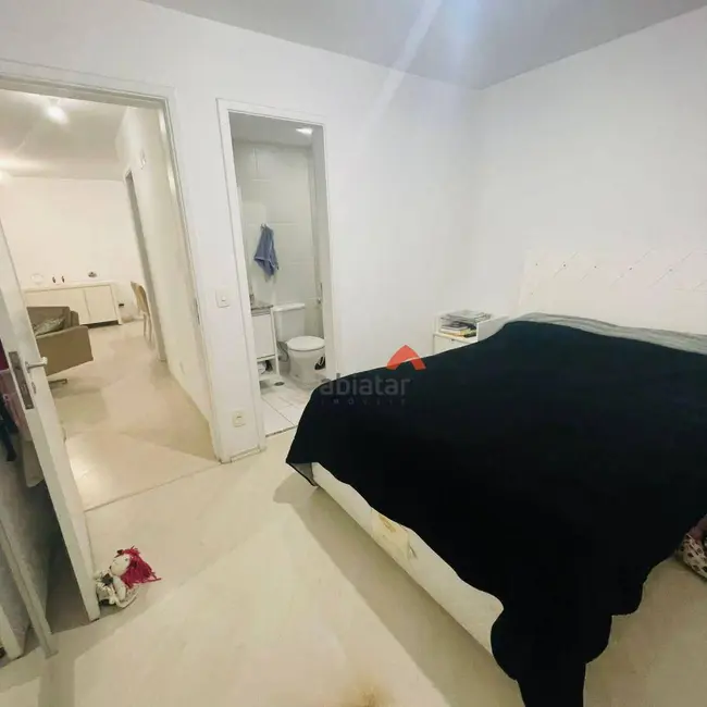 Foto 8 de Apartamento com 2 quartos à venda, 57m2 em Jardim Henriqueta, Taboao Da Serra - SP