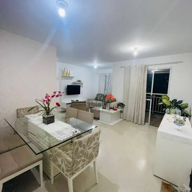 Foto 2 de Apartamento com 2 quartos à venda, 57m2 em Jardim Henriqueta, Taboao Da Serra - SP