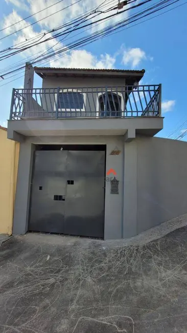 Foto 3 de Sobrado com 2 quartos à venda, 140m2 em Jardim Ouro Preto, Taboao Da Serra - SP