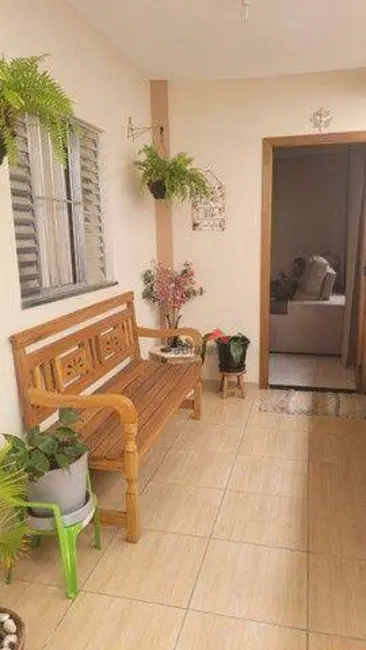 Foto 2 de Casa com 2 quartos à venda, 105m2 em Jardim Scândia, Taboao Da Serra - SP