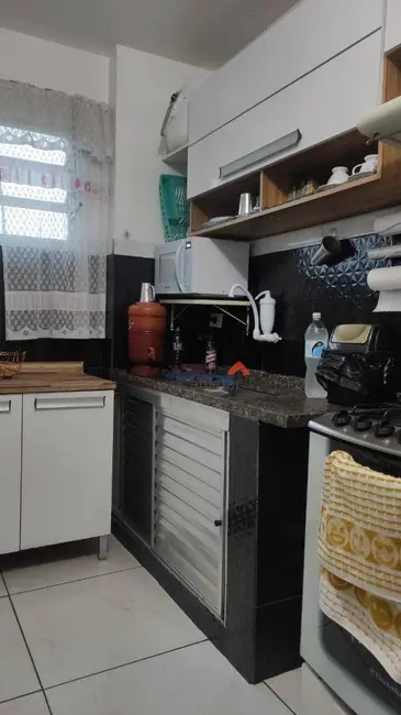 Foto 1 de Apartamento com 2 quartos à venda, 49m2 em Parque Pinheiros, Taboao Da Serra - SP