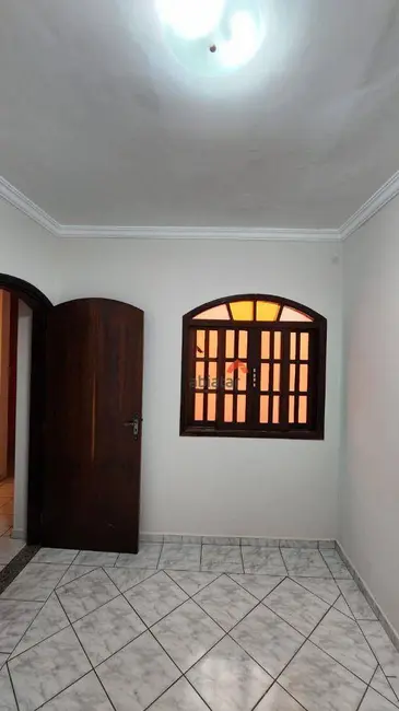 Foto 8 de Casa com 3 quartos à venda e para alugar, 125m2 em Jardim Sílvio Sampaio, Taboao Da Serra - SP