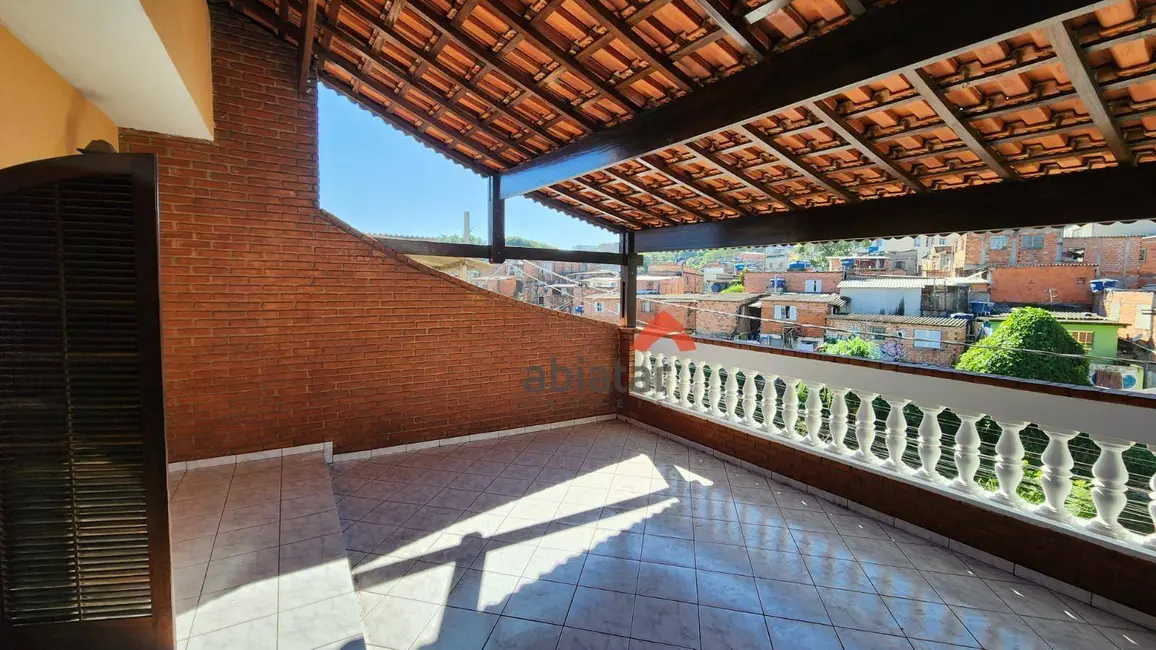 Foto 4 de Casa com 3 quartos à venda e para alugar, 125m2 em Jardim Sílvio Sampaio, Taboao Da Serra - SP
