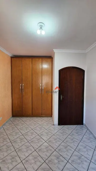 Foto 9 de Casa com 3 quartos à venda e para alugar, 125m2 em Jardim Sílvio Sampaio, Taboao Da Serra - SP