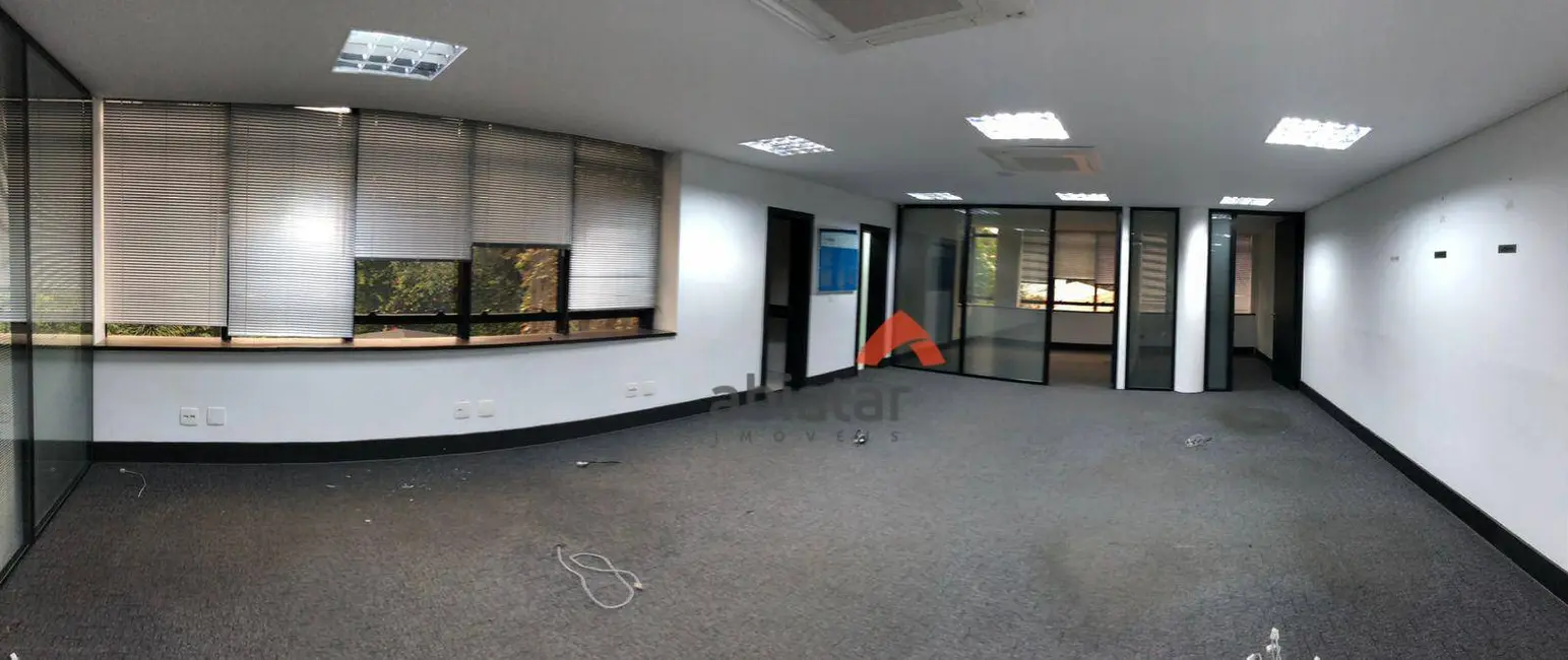 Loja à venda e para alugar, 700m2 em Jardim Everest, São Paulo - SP - imagem 8 Foto 8 de Loja à venda e para alugar, 700m2 em Jardim Everest, São Paulo - SP