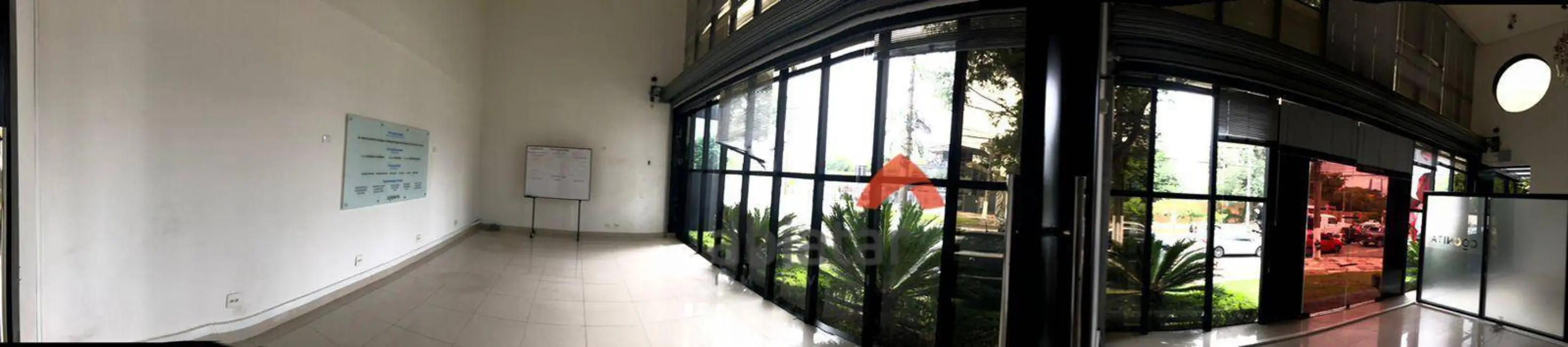 Loja à venda e para alugar, 700m2 em Jardim Everest, São Paulo - SP - imagem 4 Foto 4 de Loja à venda e para alugar, 700m2 em Jardim Everest, São Paulo - SP