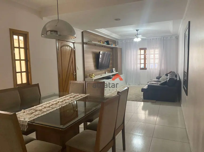 Foto 1 de Sobrado com 3 quartos à venda, 222m2 em Parque Assunção, Taboao Da Serra - SP