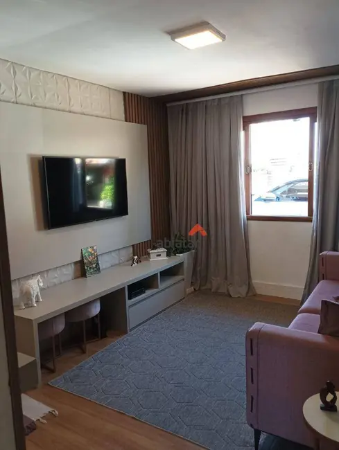 Sobrado com 3 quartos à venda, 175m2 em Parque Assunção, Taboao Da Serra - SP - imagem 8 Foto 8 de Sobrado com 3 quartos à venda, 175m2 em Parque Assunção, Taboao Da Serra - SP