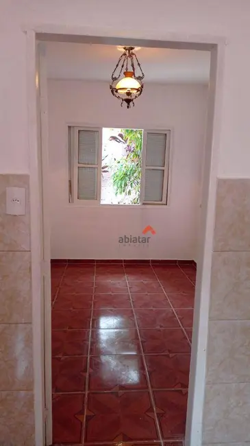 Foto 3 de Casa com 1 quarto para alugar, 100m2 em Jardim Santo Onofre, Taboao Da Serra - SP