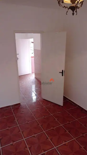Foto 4 de Casa com 1 quarto para alugar, 100m2 em Jardim Santo Onofre, Taboao Da Serra - SP