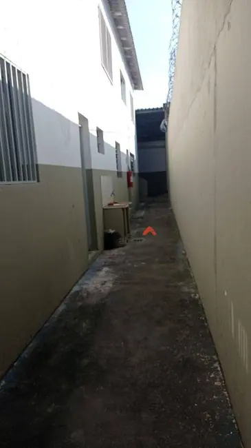 Foto 9 de Armazém / Galpão para alugar, 1500m2 em Parque Pinheiros, Taboao Da Serra - SP