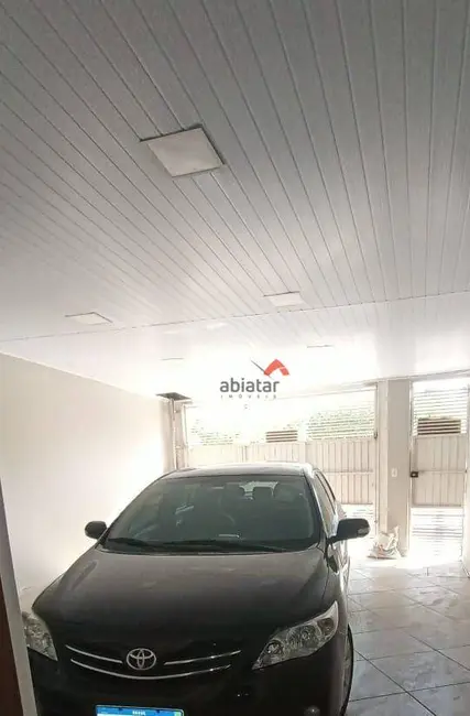 Foto 3 de Casa com 3 quartos para alugar, 250m2 em Parque Assunção, Taboao Da Serra - SP