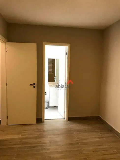 Foto 2 de Apartamento com 2 quartos à venda, 56m2 em Parque Assunção, Taboao Da Serra - SP