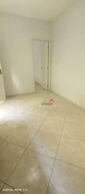 Foto 8 de Casa com 1 quarto para alugar, 28m2 em Parque Assunção, Taboao Da Serra - SP