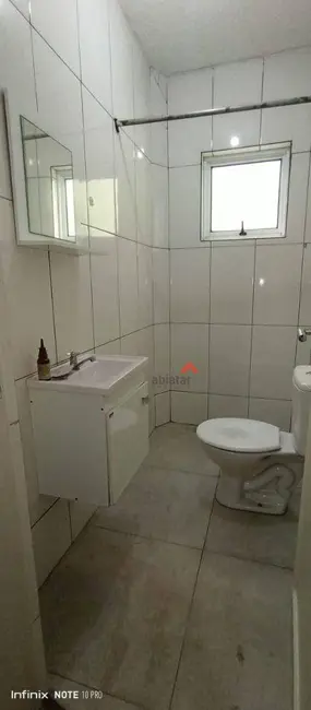 Foto 5 de Casa com 1 quarto para alugar, 28m2 em Parque Assunção, Taboao Da Serra - SP