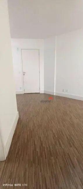 Apartamento com 2 quartos para alugar, 51m2 em Jardim Monte Alegre, Taboao Da Serra - SP - imagem 3 Foto 3 de Apartamento com 2 quartos para alugar, 51m2 em Jardim Monte Alegre, Taboao Da Serra - SP