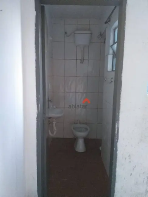 Casa com 1 quarto para alugar, 125m2 em Parque Pinheiros, Taboao Da Serra - SP - imagem 5 Foto 5 de Casa com 1 quarto para alugar, 125m2 em Parque Pinheiros, Taboao Da Serra - SP