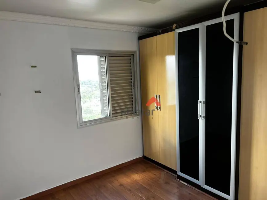 Foto 3 de Apartamento com 3 quartos para alugar, 70m2 em Jardim Jaqueline, São Paulo - SP