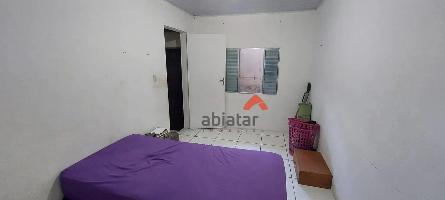 Foto 9 de Casa com 2 quartos à venda, 140m2 em Jardim Freitas Júnior, Taboao Da Serra - SP