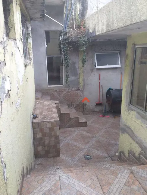 Casa com 2 quartos à venda, 250m2 em Jardim Beatriz, Taboao Da Serra - SP - imagem 6 Foto 6 de Casa com 2 quartos à venda, 250m2 em Jardim Beatriz, Taboao Da Serra - SP