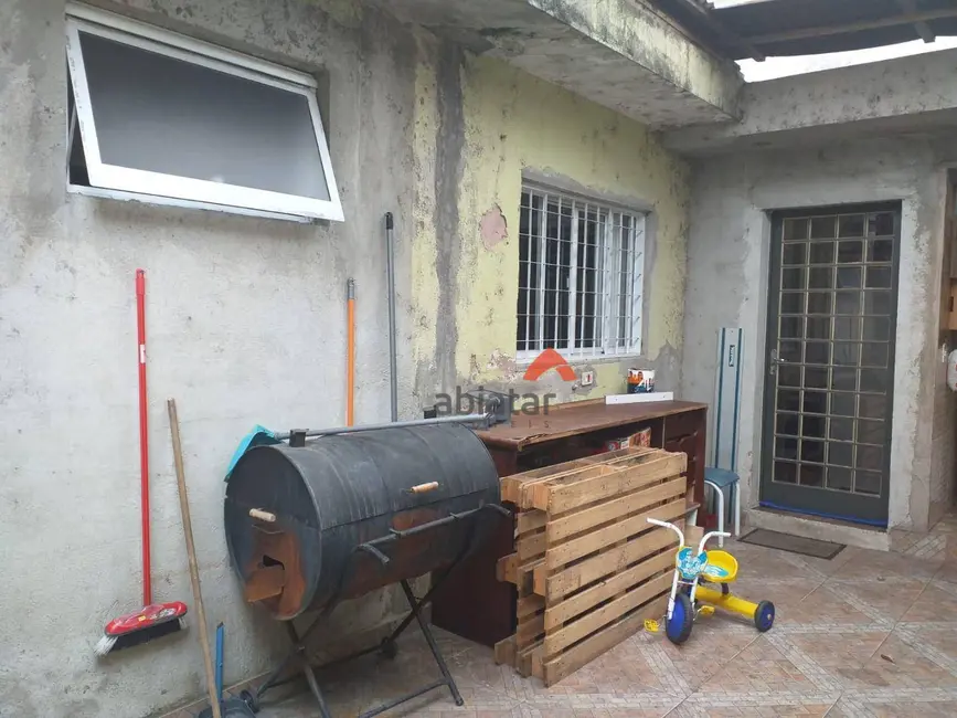 Casa com 2 quartos à venda, 250m2 em Jardim Beatriz, Taboao Da Serra - SP - imagem 4 Foto 4 de Casa com 2 quartos à venda, 250m2 em Jardim Beatriz, Taboao Da Serra - SP