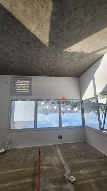 Foto 7 de Sala Comercial para alugar, 24m2 em Parque Taboão, Taboao Da Serra - SP