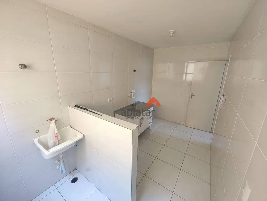 Apartamento com 2 quartos à venda, 50m2 em Jardim Saporito, Taboao Da Serra - SP - imagem 5 Foto 5 de Apartamento com 2 quartos à venda, 50m2 em Jardim Saporito, Taboao Da Serra - SP