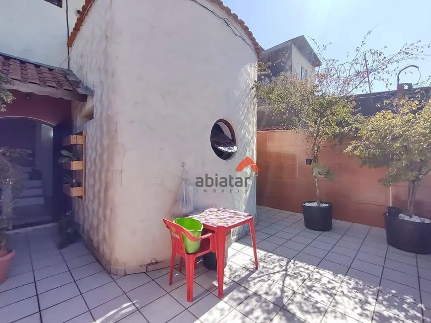 Foto 9 de Sobrado com 4 quartos à venda, 22418m2 em Parque Marabá, Taboao Da Serra - SP