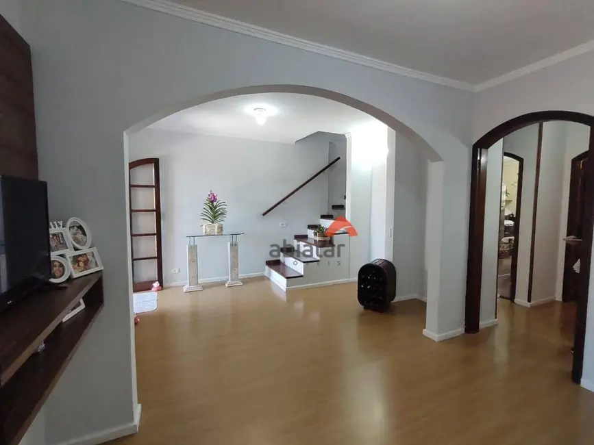 Foto 4 de Sobrado com 4 quartos à venda, 22418m2 em Parque Marabá, Taboao Da Serra - SP