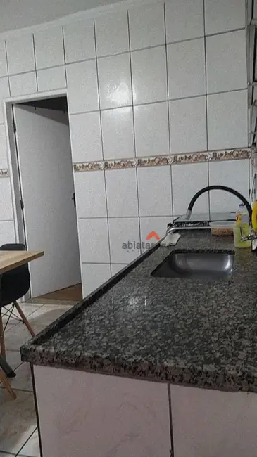 Foto 7 de Casa de Condomínio com 2 quartos à venda, 70m2 em Parque Pinheiros, Taboao Da Serra - SP