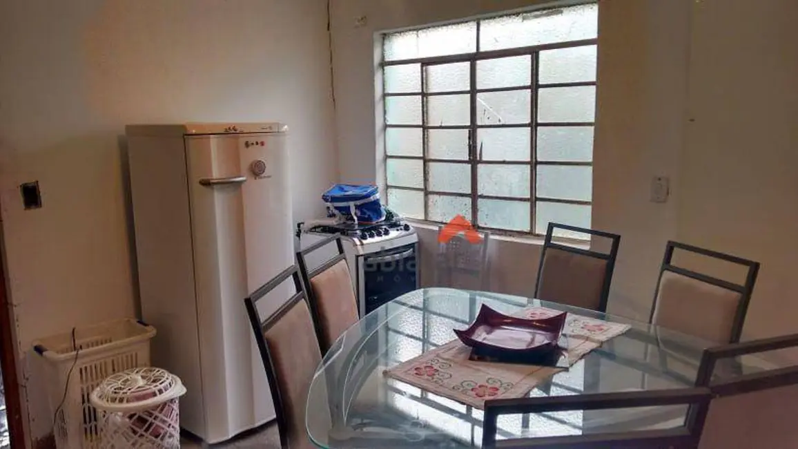 Foto 6 de Casa com 3 quartos à venda, 300m2 em Jardim Mirna, Taboao Da Serra - SP