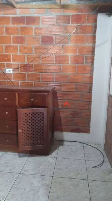 Casa com 1 quarto para alugar, 125m2 em Chácara da Lagoa, Itapecerica Da Serra - SP - imagem 3 Foto 3 de Casa com 1 quarto para alugar, 125m2 em Chácara da Lagoa, Itapecerica Da Serra - SP