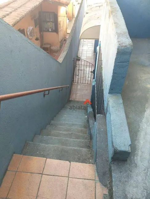 Foto 3 de Casa com 1 quarto para alugar, 120m2 em Parque Pinheiros, Taboao Da Serra - SP