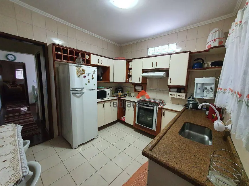 Foto 4 de Sobrado com 3 quartos à venda, 130m2 em Jardim Bom Refúgio, São Paulo - SP