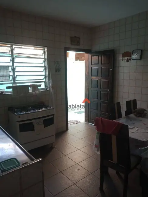 Foto 8 de Casa com 2 quartos à venda, 168m2 em Vila Olinda, Embu Das Artes - SP