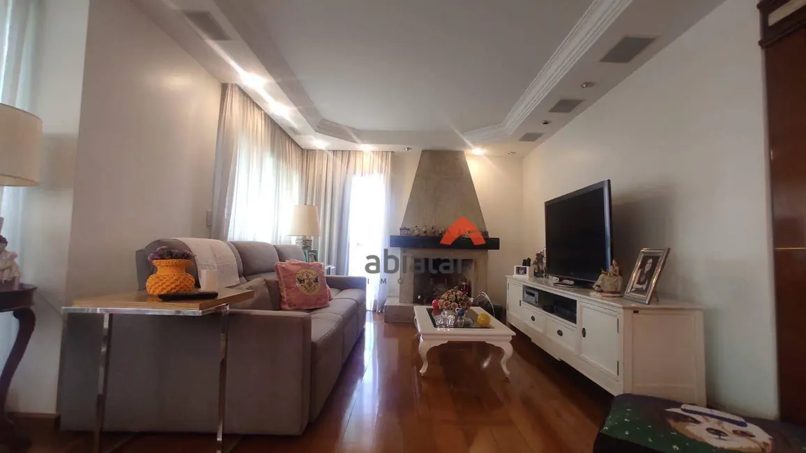 Apartamento com 4 quartos à venda, 208m2 em Perdizes, São Paulo - SP - imagem 2 Foto 2 de Apartamento com 4 quartos à venda, 208m2 em Perdizes, São Paulo - SP