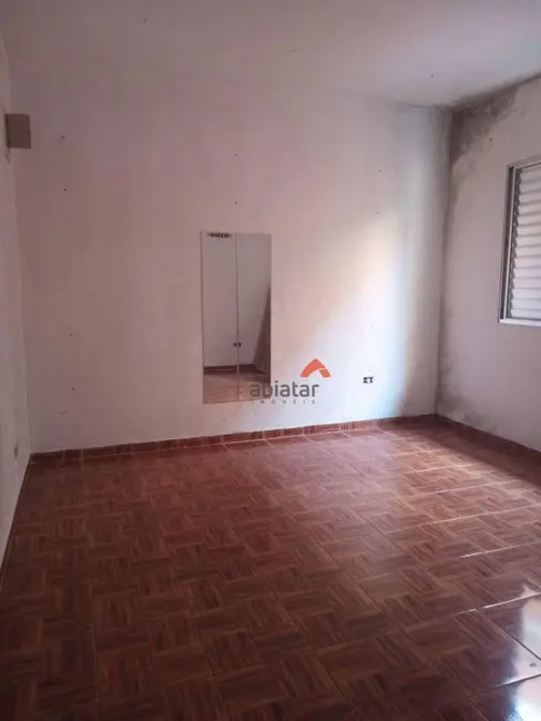 Casa com 2 quartos para alugar, 250m2 em Jardim Valo Verde, Embu Das Artes - SP - imagem 3 Foto 3 de Casa com 2 quartos para alugar, 250m2 em Jardim Valo Verde, Embu Das Artes - SP