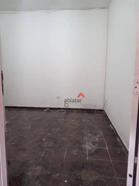 Casa com 2 quartos para alugar, 250m2 em Jardim Valo Verde, Embu Das Artes - SP - imagem 9 Foto 9 de Casa com 2 quartos para alugar, 250m2 em Jardim Valo Verde, Embu Das Artes - SP