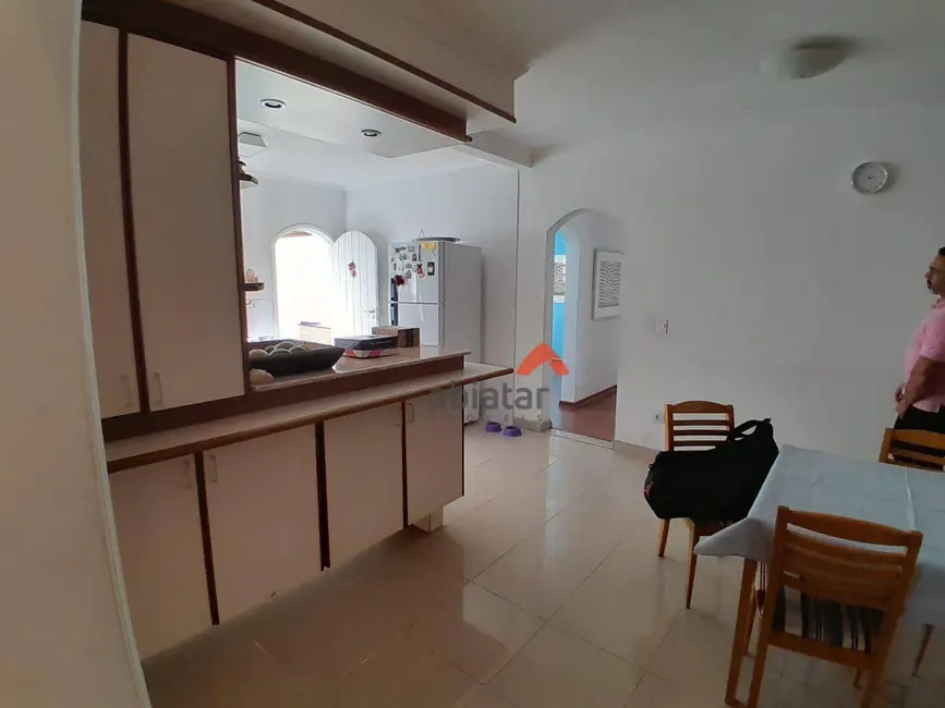 Foto 5 de Casa com 4 quartos à venda, 328m2 em Parque Assunção, Taboao Da Serra - SP
