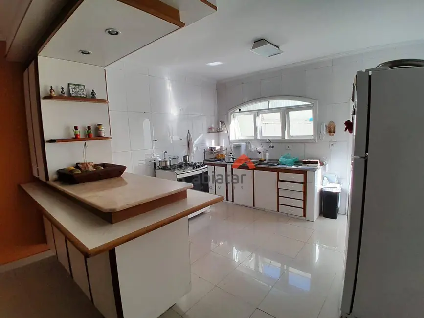 Foto 7 de Casa com 4 quartos à venda, 328m2 em Parque Assunção, Taboao Da Serra - SP