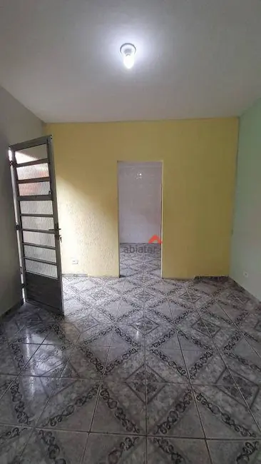 Foto 5 de Casa com 1 quarto para alugar, 200m2 em Parque Pinheiros, Taboao Da Serra - SP