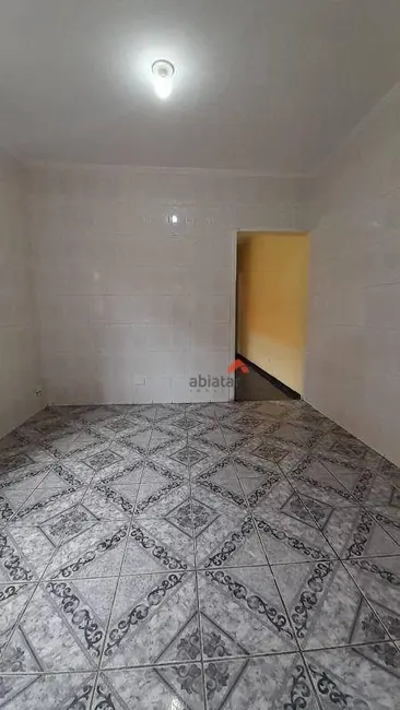 Foto 4 de Casa com 1 quarto para alugar, 200m2 em Parque Pinheiros, Taboao Da Serra - SP