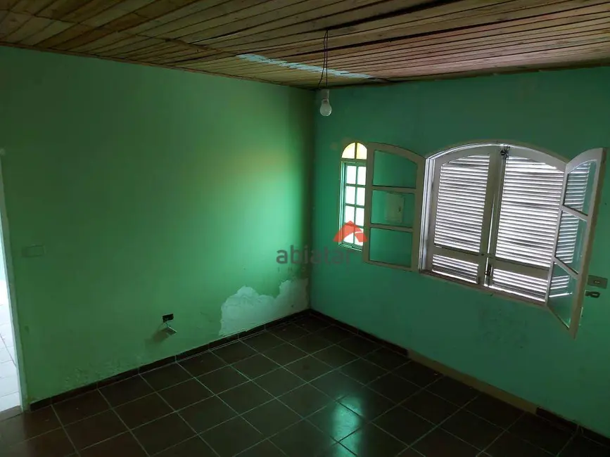 Foto 2 de Casa com 2 quartos à venda, 250m2 em Jardim Monte Alegre, Taboao Da Serra - SP