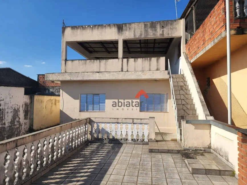 Sobrado com 3 quartos à venda, 125m2 em Núcleo Residencial Isabela, Taboao Da Serra - SP - imagem 1 Foto 1 de Sobrado com 3 quartos à venda, 125m2 em Núcleo Residencial Isabela, Taboao Da Serra - SP