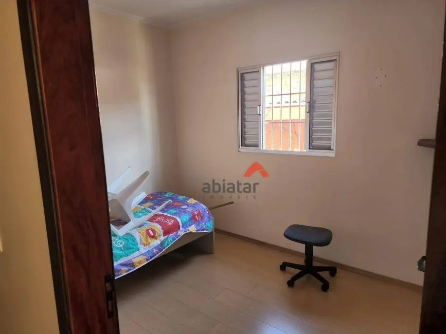 Foto 9 de Sobrado com 4 quartos à venda, 125m2 em Parque Pinheiros, Taboao Da Serra - SP