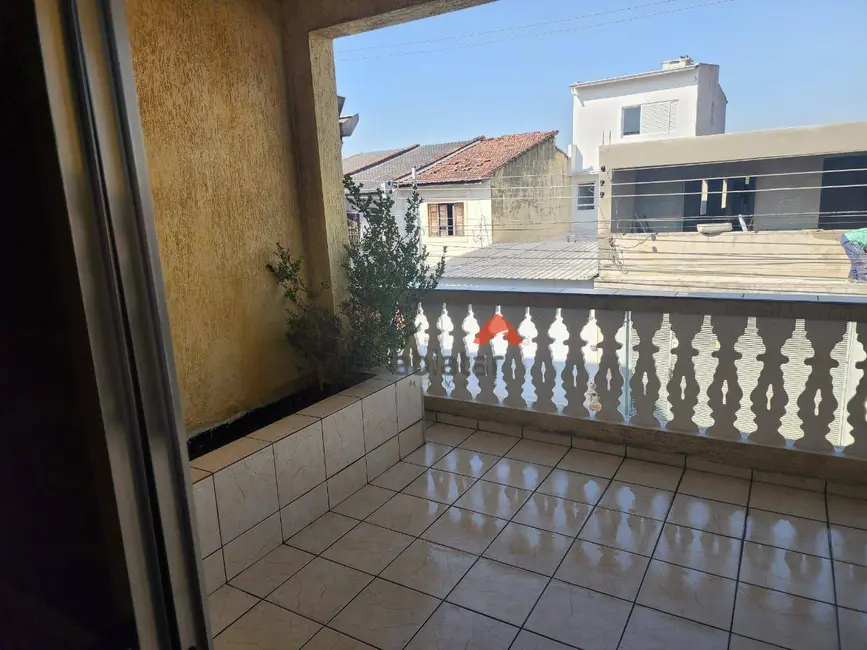 Foto 8 de Sobrado com 4 quartos à venda, 125m2 em Parque Pinheiros, Taboao Da Serra - SP